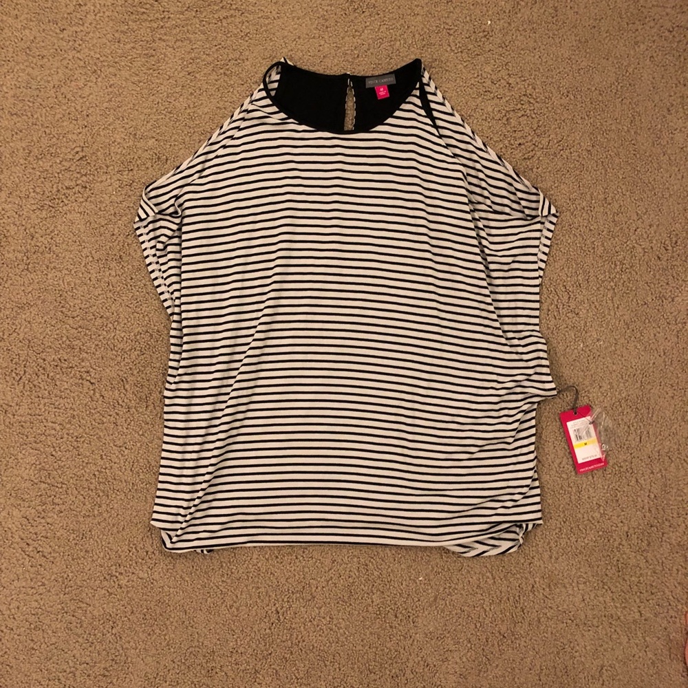 Vince Camuto Cold Shoulder Top - Sz M
